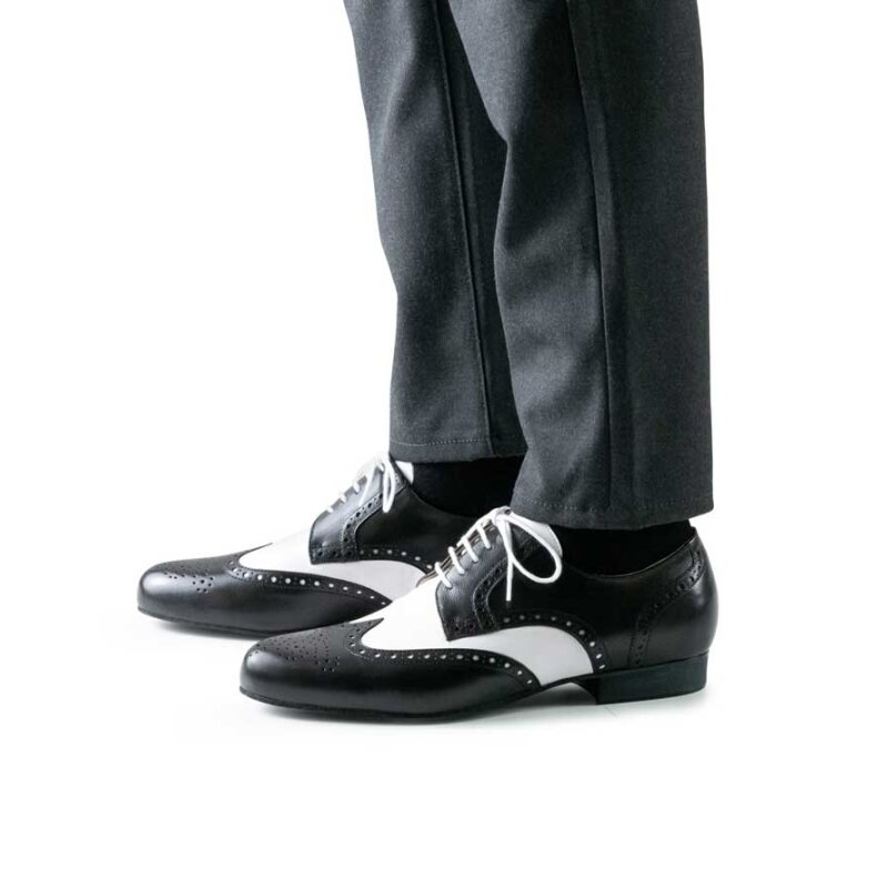 werner-kern-udine-schwarz-weiss-tanzschuhe