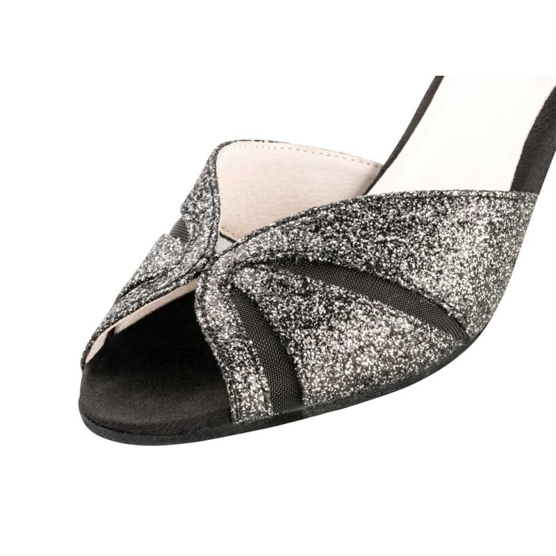 anna-kern-tanzschuhe-delphine