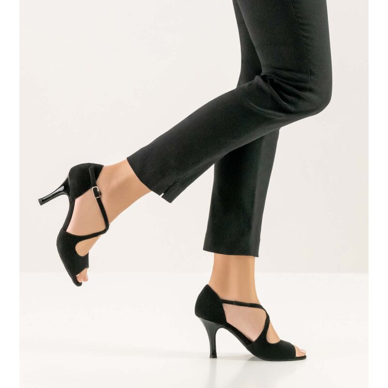 nueva-epoca-martha-tanzschuhe