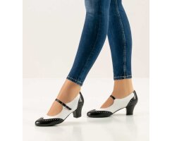 Werner Kern Emma 45 schwarz-weiß 7 = 41 1/3