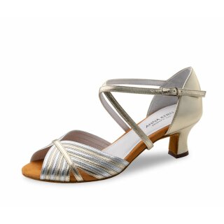 anna-kern-noel-874-50