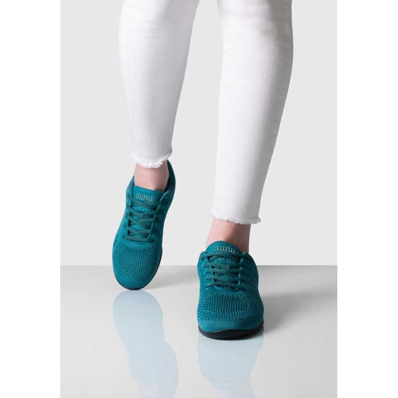 anna-kern-175-patrol-tanzsneaker